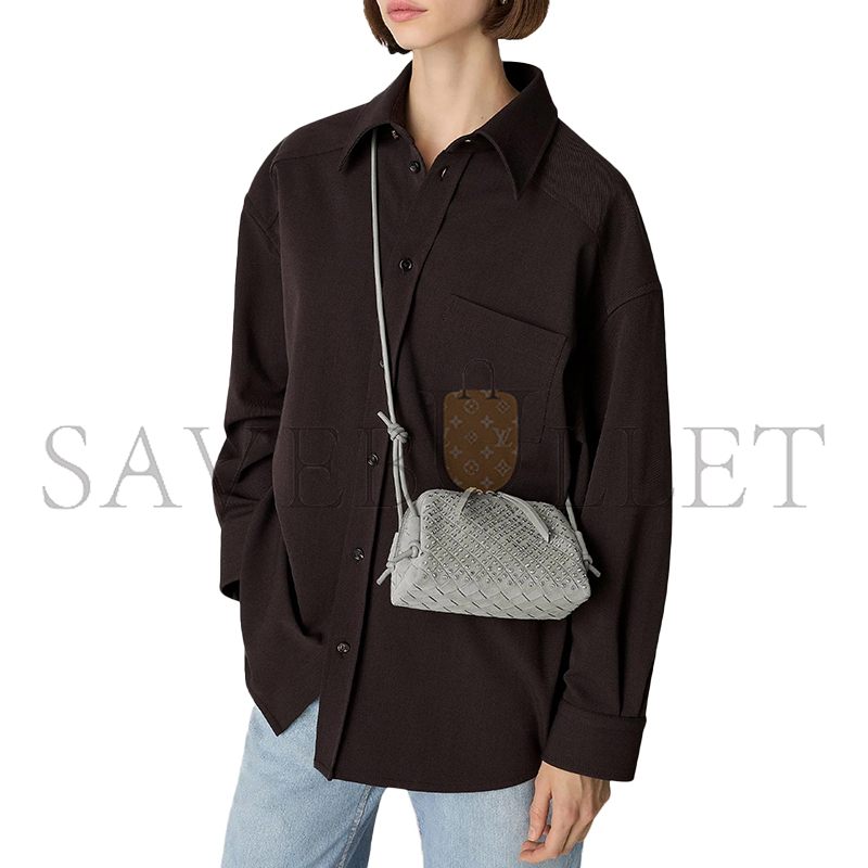BOTTEGA VENETA CONCERT POUCH 794258 (18.5*11.5*8.5cm)